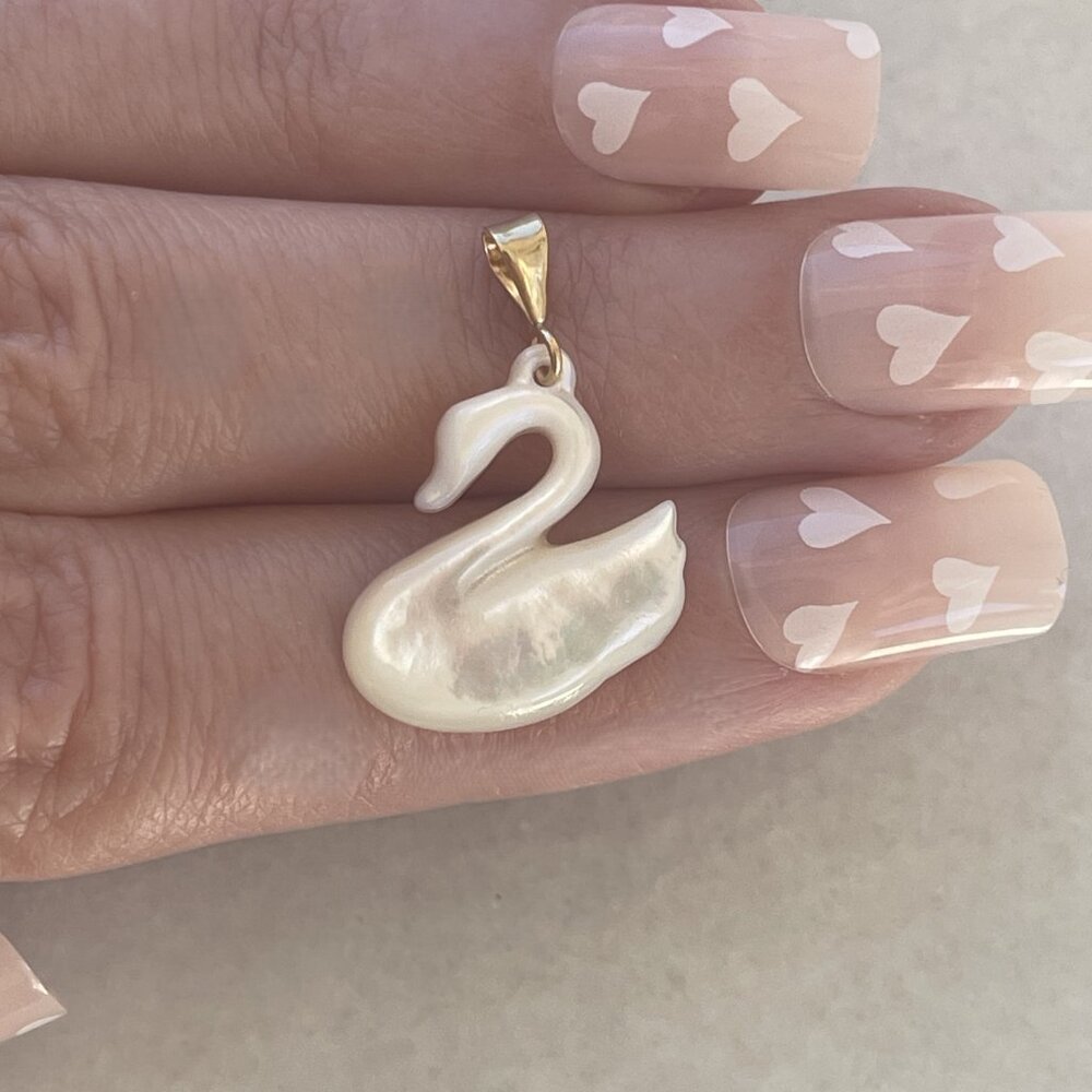 Solid 14K Yellow Mother of Pearl Swan Pendant Charm Necklace 90s Boho Style Bird - Picture 8 of 11
